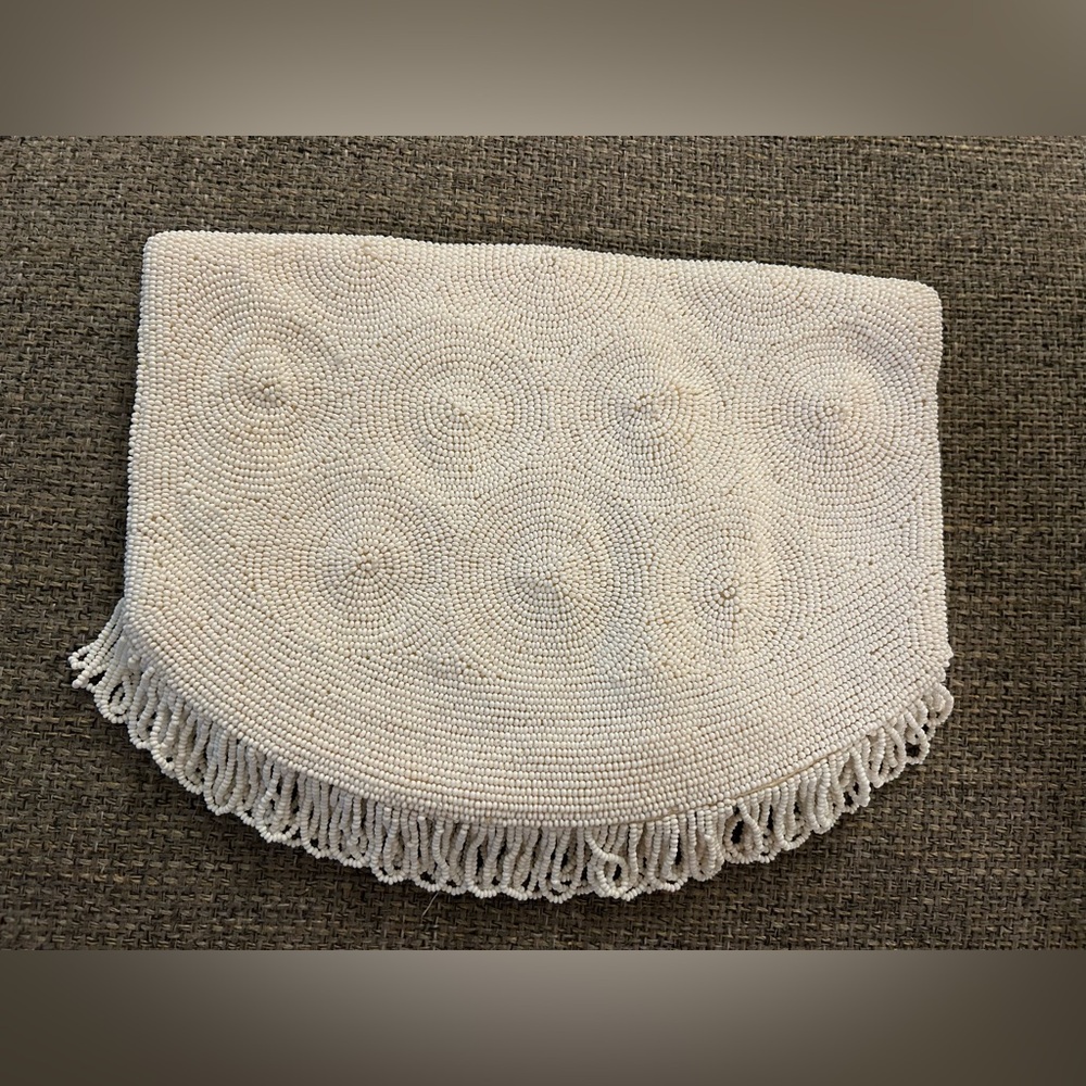 Jorelle Belgium Vintage micro beaded fringed circular pattern clutch bag white